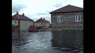 Russia floods could lead to 100000 evacuated