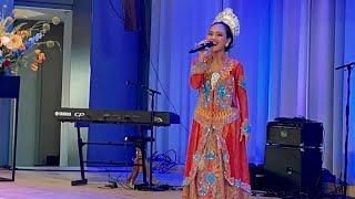 Juwita Malam Song performed in Rotterdam by Priska Sawitri