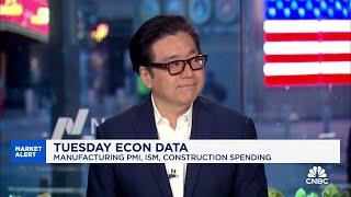 Investors should be cautious for the next 8 weeks says Fundstrats Tom Lee