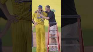 Mid Game Stilts Interview #bananaball #savannahbananas #bananaball #mlb #stilts #sports #funny #fun