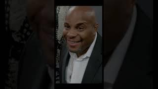 Daniel Cormier comes clean about ‘towel-gate’ during UFC Hall of Fame induction ceremony
