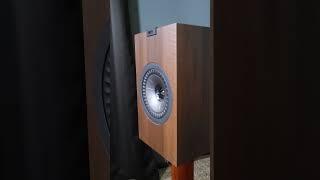 Kef Q-350Audiolab7000a driving the shxx out of 4-ohm speakers with Grace 7000a review coming soon