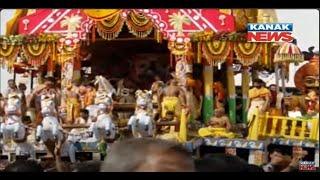 Lord Jagannath & His Siblings On Their Journey From Ratna Bedi To Janma Bedi