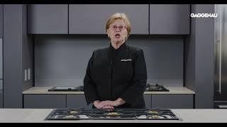 Gaggenau US - 5 Burner Gas Cooktop 400 Series - 2 Thermocouple Ignition Safety Features and Knobs