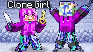 Dash Has a CRAZY CLONE GIRL in Minecraft