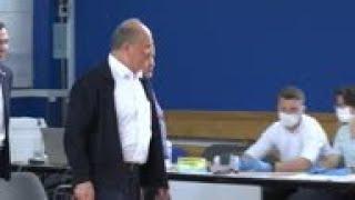 Communist leader Zyuganov votes in Russia ballot