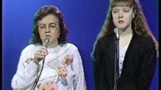 Henrietta and Merna Cant Sing - Go Tell It On The Mountain