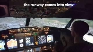 Gatwick to Innsbruck in a 737 800 Simulator