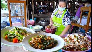 Thailands 3 Most Common Foods To Order Delicious Lunch in This Tiny Border Village Mae Hong Son