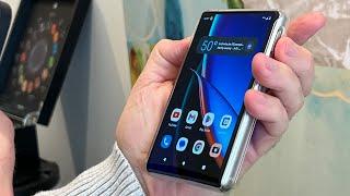 MOTOROLA MOTO RIZR Sliding Phone Concept at MWC 2023