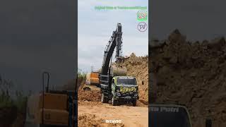 Dirt Digging And Loading Excavator Truck #shorts #earthmover #excavator #alatberat