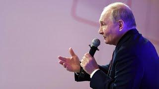 Владимир Путин провёл встречу с участниками программы «Время героев». 14 июня 2024 года