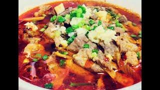 Известное Сычуаньская кухня - вареное мясо в воде 川菜-水煮肉片！Китайская кухня 中国美食