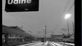 Annuncio treno per Venezia dalla stazione di Udine