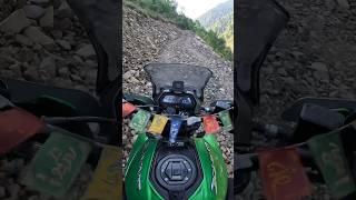 Off-roading on Dominar 400