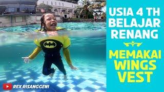 Rex Usia 4 Tahun Berani Renang  Tips Renang Anak pakai Water Wings Vest Zoggs