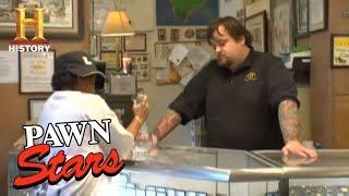 Pawn Stars How a Pawn Works  History