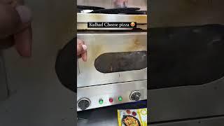 kullad cheese pizza