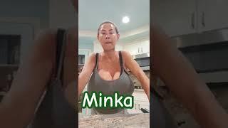 minka vuelve ️️️