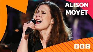 Alison Moyet - Such Small Ale Radio 2 Piano Room