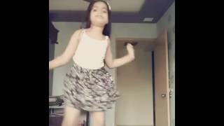 CUTE LITTLE GIRL DANCING ON BEAT PE BOOTY