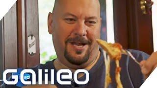 Jumbo testet italienische oder amerikanisch Pizza? Welche ist besser?  Galileo  ProSieben