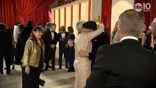 Jamie Lee Curtis hugs Troy Kotsur at the 2023 Oscars  Raw Video
