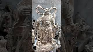 The Art of Power Crafting the Grand Guan Yu Wood Sculpture