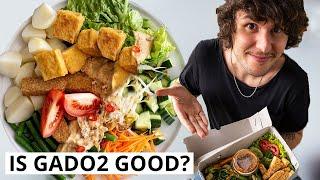 GERMAN EATING INDONESIAN STREET FOOD FOR THE FIRST TIME GADO-GADO & KLEPON  BALI VLOG 2021