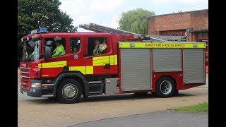 Surrey Fire and Rescue fire engine responding