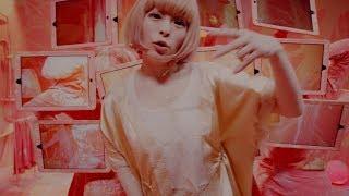 Kyary Pamyu Pamyu - Kimino Mikataきゃりーぱみゅぱみゅ - きみのみかた Official Music Video