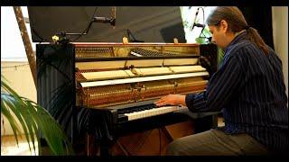 Piano Performance by Daniel Bark - Kristall