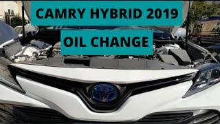 Toyota Camry Hybrid 2019 Oil changeЗамена масла