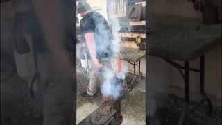 How a blacksmith makes lunch