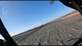 Кадры сбития украинского Ми-8 с борта следовавшего за ним Ми-8 в районе с.Тоненькое