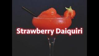 HOW TO MAKE A STRAWBERRY DAIQUIRI THE FROZEN ONE