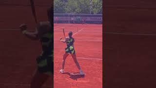 Double-handed FOREHAND POINT WIN