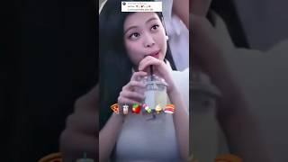 Jennie mukbang after a long time #shorts #jennie #blackpink #mukbang #fypシ #yummy #kpop  #jenniekim