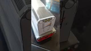 Papercraft kereta api kai lokomotif cc 203 indonesian train