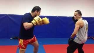 Focus Mitt Pad Work drills for Muay Thai Fighting