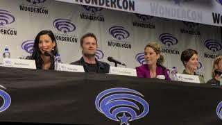 Fear The Walking Dead Panel WonderCon 2019 Alycia Debnam-Carey Jenna Elfman Maggie Grace Lonnie J