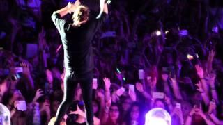 HD - One Direction - Girl Almighty No Control tease - live FZ72 @ Wien Vienna Austria OTRA 2015