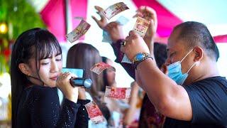 Hujan Sawer Puluhan Juta  Sekali Nyawer Langsung Hujan Uang  New PHI Live Grobogan