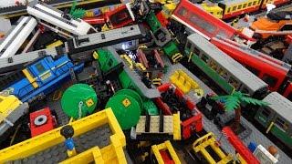 Lego train crash with 13 Lego trains with Metroliner Horizon Express 60051 60052