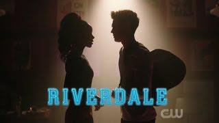 Riverdale 3x13 Ending  Archie and Josie kiss