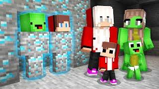 Maizen and Mikey Pranked Them FAMILY in Minecraft - Parody StoryJJ and Mikey TV