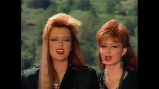 The Judds - Love Can Build A Bridge Official Music Video
