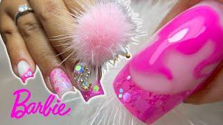 Des ongles BARBIE   French reverse milky white Pompons etc.