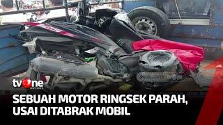 Mobil Tabrak Motor hingga Nyungsep di Lampu Merah  Kabar Utama tvOne