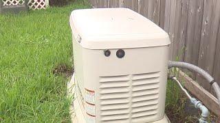 Why were Houston residents with generators during Hurricane Beryl still experiencing power outages?